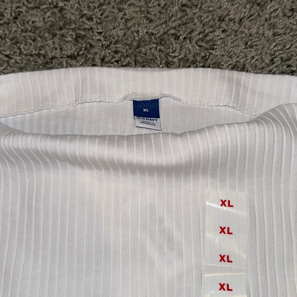 Women’s Ribbed Short Sleeve Shirt (XL) Old Navy - Picture 5 of 6